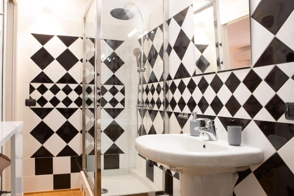 Comfortable Flat In Porta Romana Milano Dış mekan fotoğraf